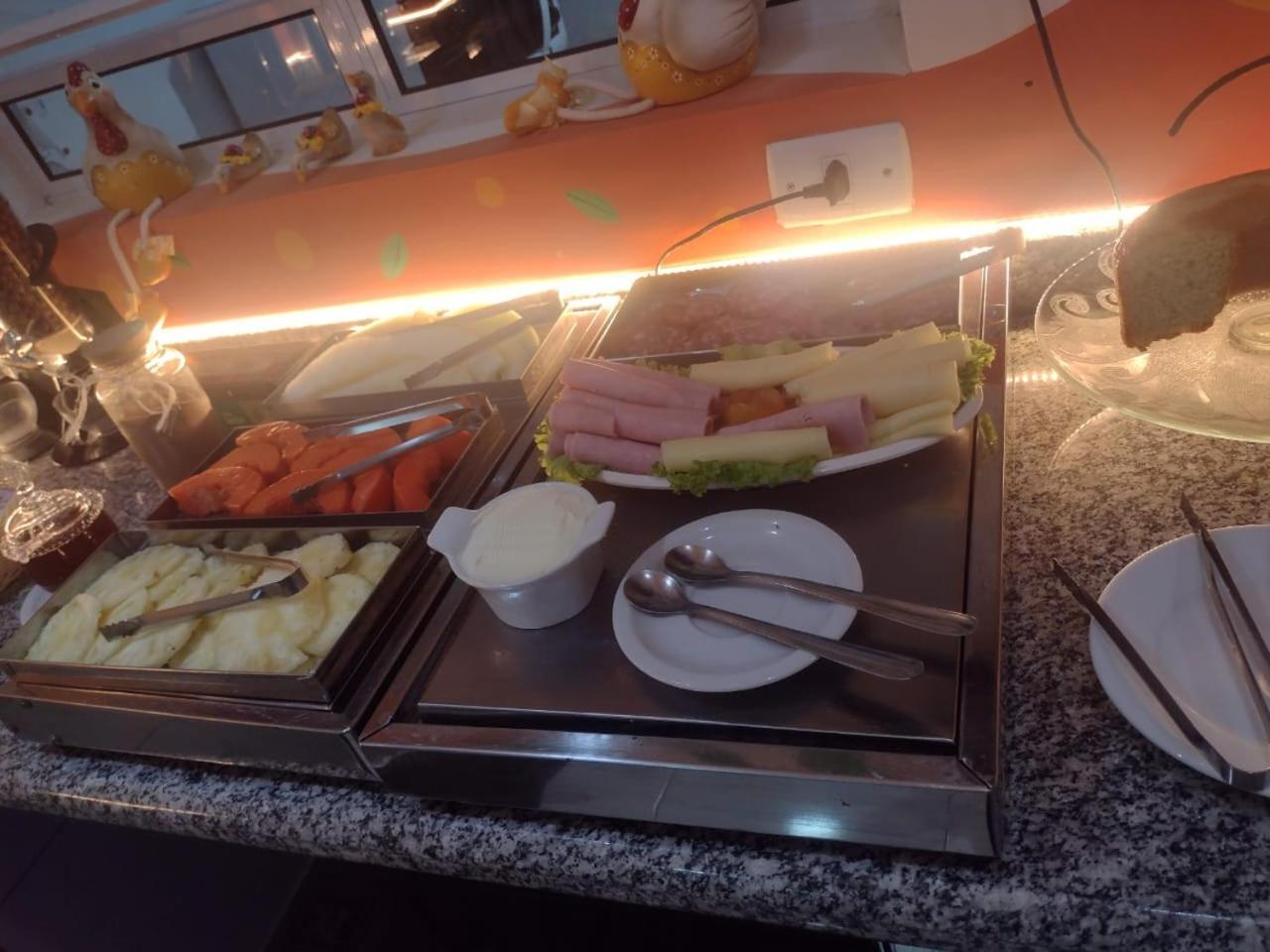 Attriun Hotel Гуарульюс Екстер'єр фото